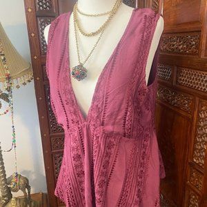FREE PEOPLE Boho Embroidered Top – Size Small NWOT